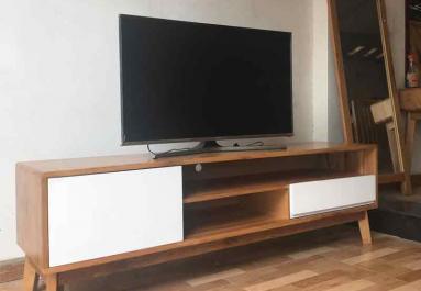 Kệ tivi gỗ sồi 1m6 kiểu hiện đại